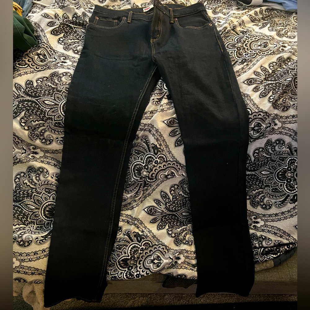 NWOT Size 30x32 Levi’s 510 skinny jeans
